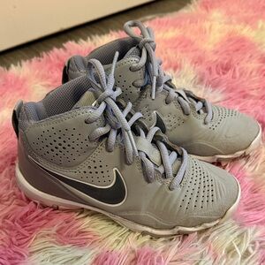 Nike Kids' Gray Alpha Huarache